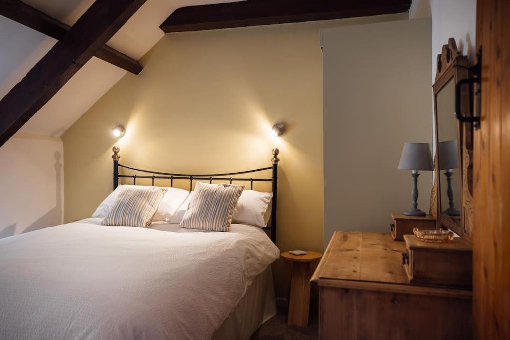 Barn Cottage - Family-Friendly Cottage With Heated Indoor Pool Haverfordwest Exterior photo